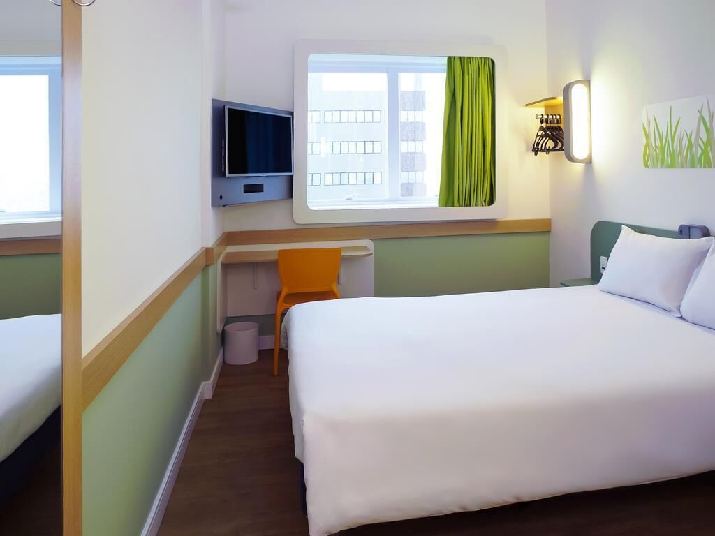 Standard Apartment, 1 Double Bed | Desk, blackout curtains, soundproofing, free WiFi