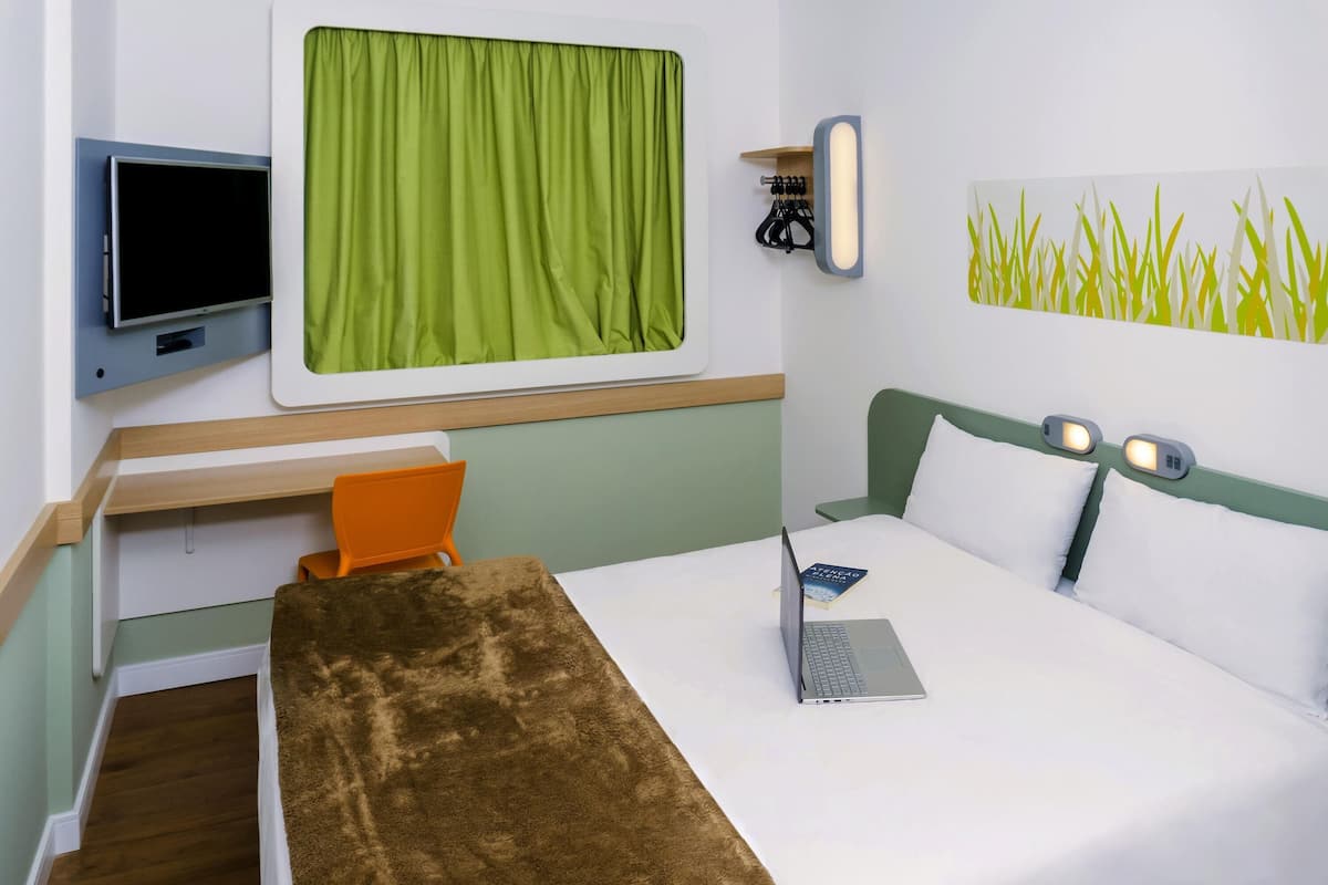 Appartement Standard, 1 lit double | Bureau, rideaux occultants, chambres insonorisées, Wi-Fi gratuit