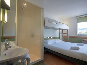 Dreibettzimmer, Mehrere Betten