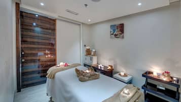 Sauna, steam room, body treatments, aromatherapy, hot stone massages
