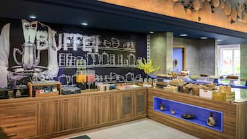 Daily buffet breakfast for a fee