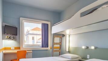 Căn hộ, 3 giường đơn | Bàn, truy cập Internet không dây miễn phí