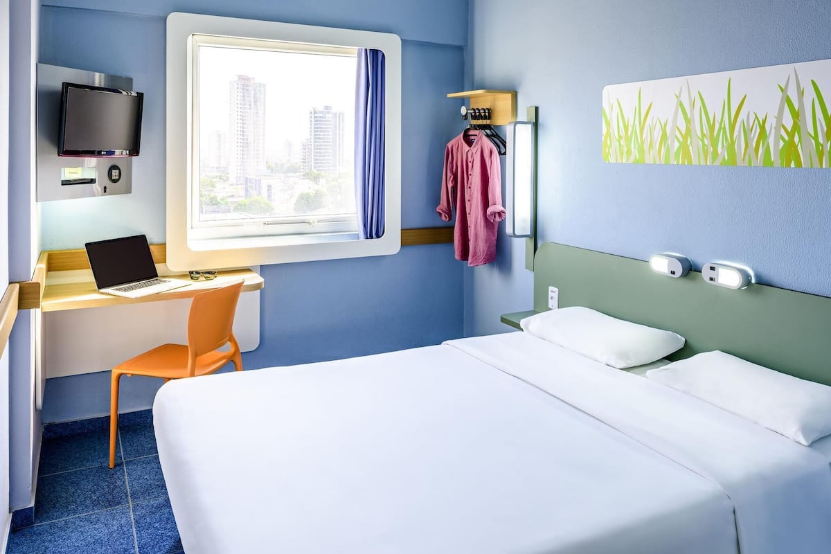 Huone (1 Double Bed) | Työpöytä, ilmainen Wi-Fi