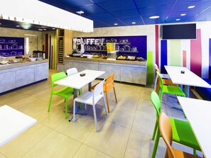 Frühstücksbuffet am Wochenende (37 BRL pro Person)