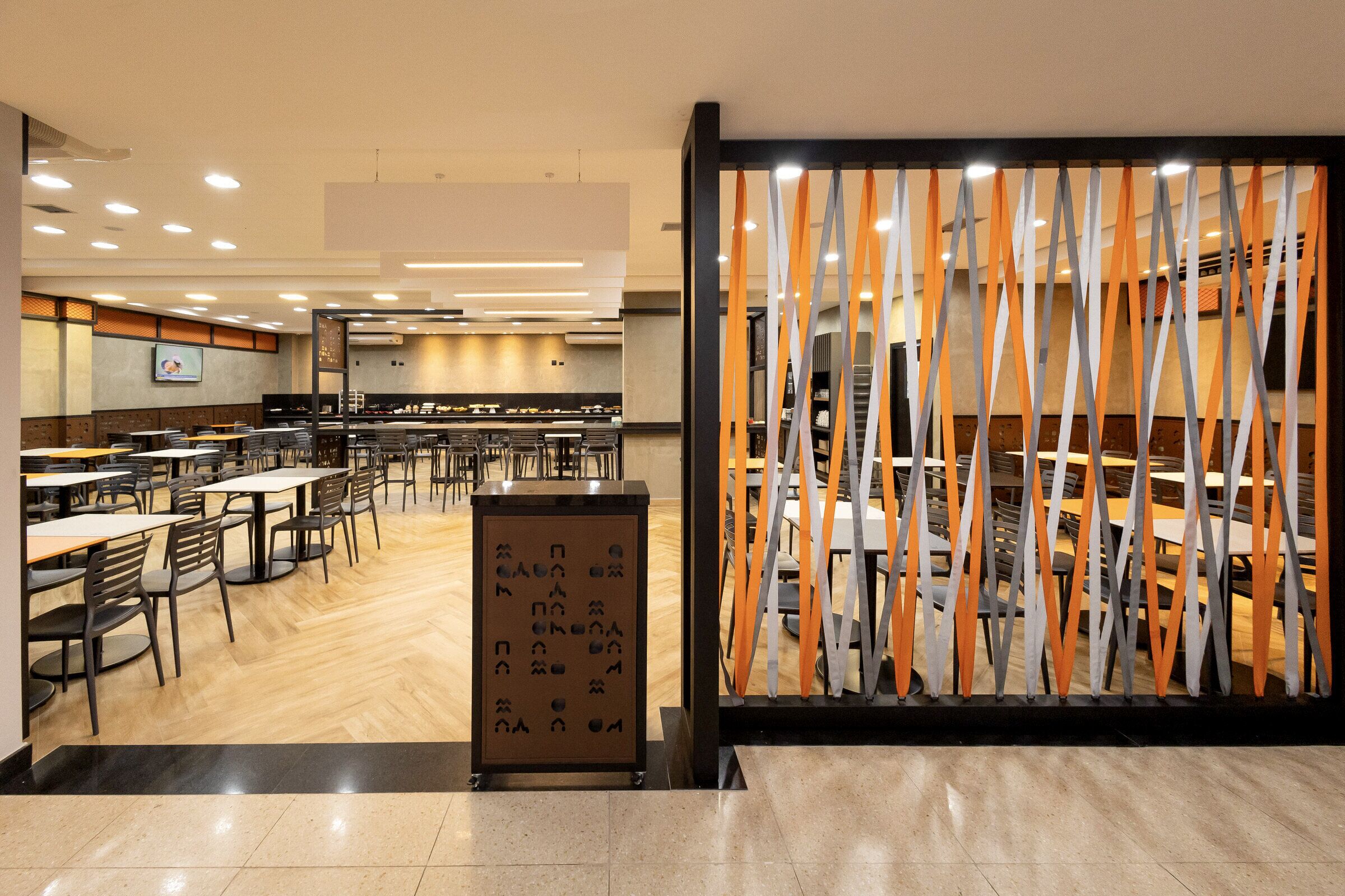 daily buffet breakfast (brl 40 per person)