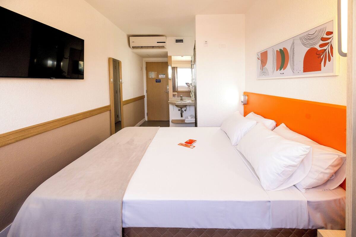 standard double room | view from room