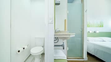Shower, eco-friendly toiletries, towels
