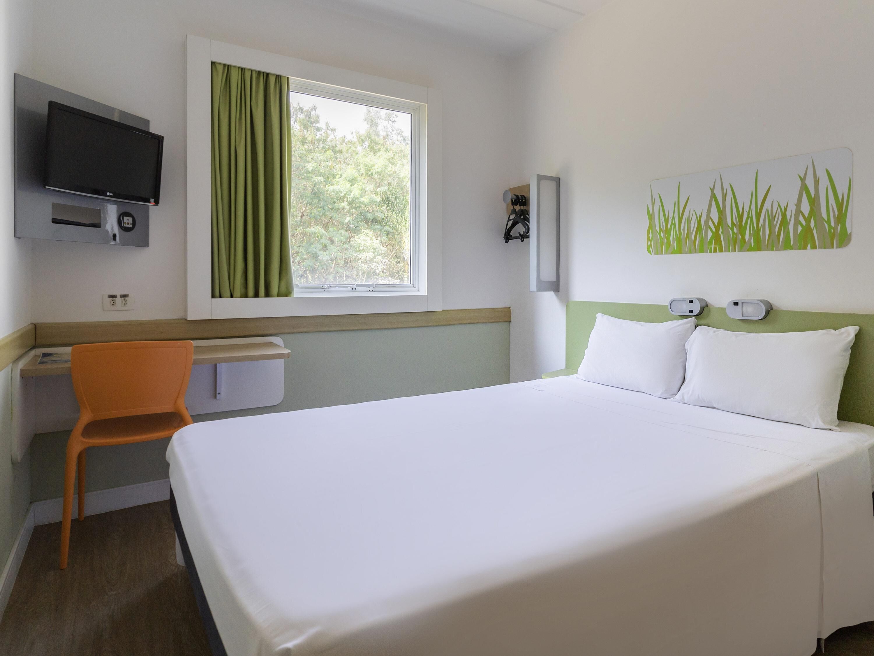 Superior Room, 1 Double Bed | Desk, free WiFi, bed sheets