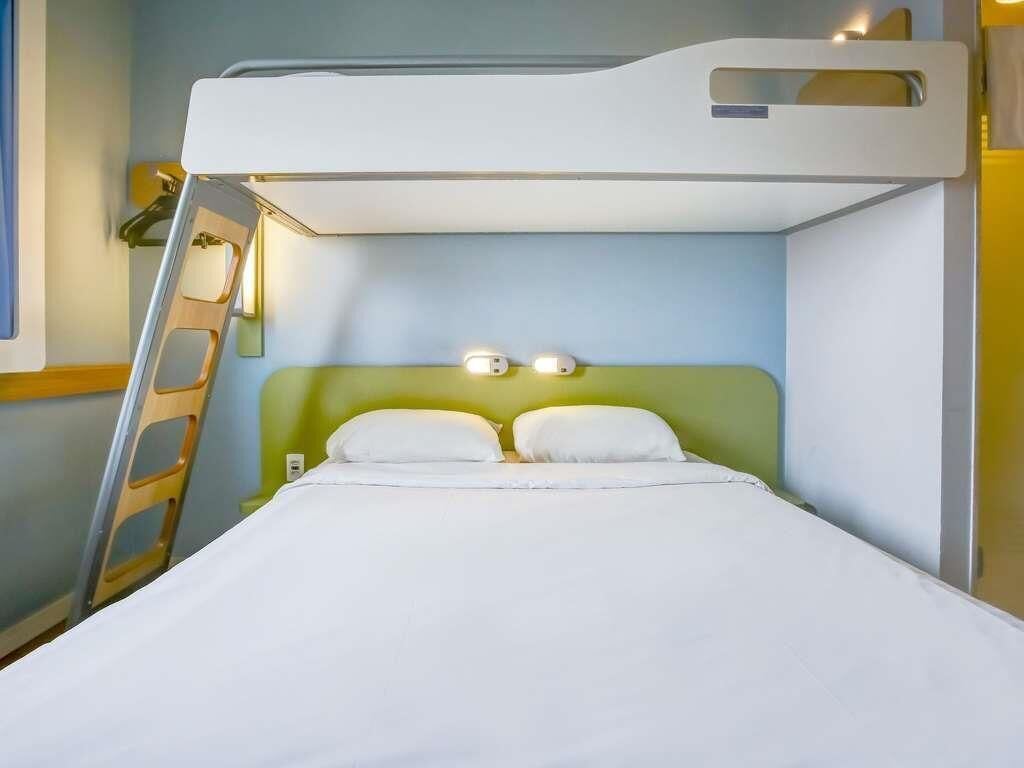 Standard Room, Multiple Beds | Desk, laptop workspace, blackout curtains, iron/ironing board