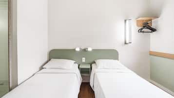 Chambre Simple Ăconomique, 2 lits une place, vue ville