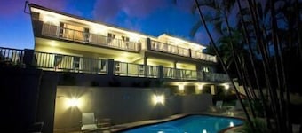 Seaview Manor Exquisite Bed & Breakfast