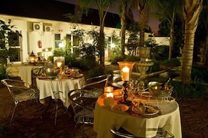 Outdoor dining
