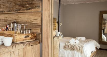 Driftwood Guesthouse