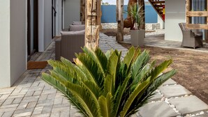 Garden View Twin  | Terrace/patio - Driftwood Guesthouse (Swakopmund)