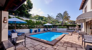 Outdoor pool - The Hamptons Guest House (Umhlanga)