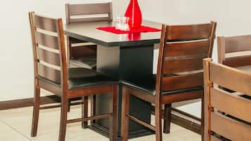 Petit déjeuner à emporter compris tous les jours