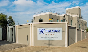 Property entrance - Heavenly Boutique Guesthouse (Johannesburg South)