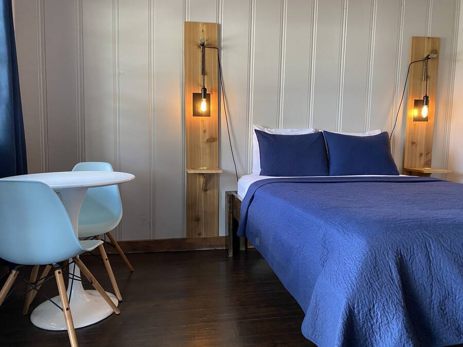 Chambre Deluxe, 1 grand lit, vue montagne | Rideaux occultants, Wi-Fi gratuit, décoration personnalisée