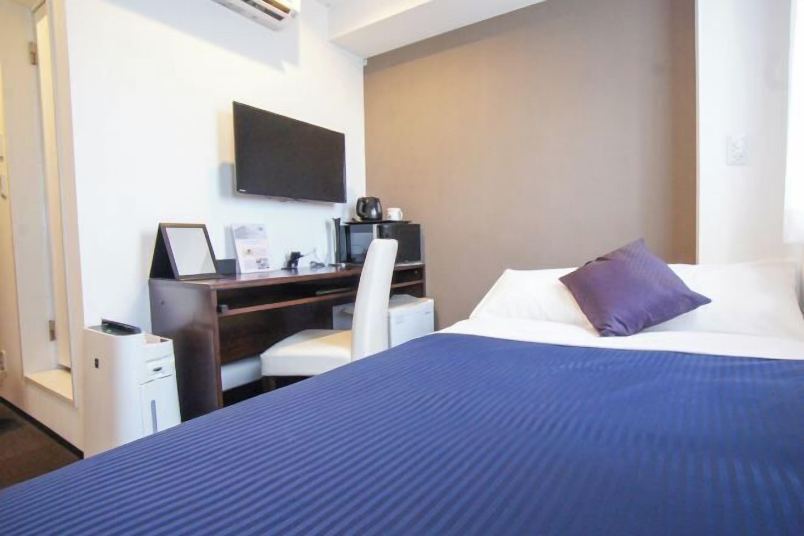 Décoration personnalisée, bureau, Wi-Fi gratuit, draps fournis