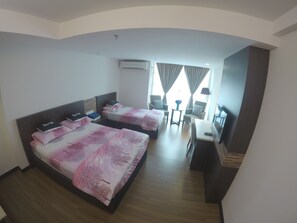 Studio (Apartment) | Een bureau, een strijkplank/strijkijzer, gratis wifi, beddengoed