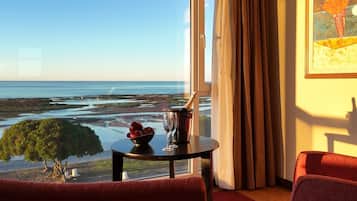 In-room safe, desk, iron/ironing board, free WiFi