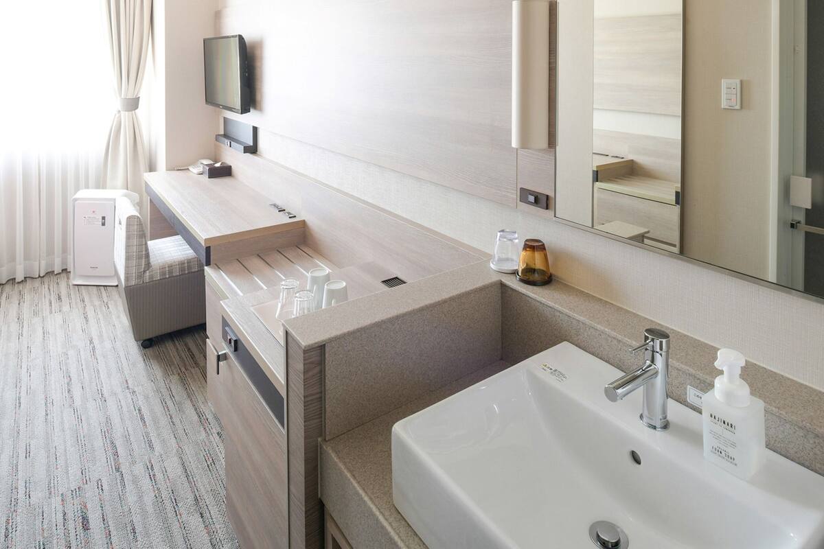 desk, blackout curtains, iron/ironing board, free wifi