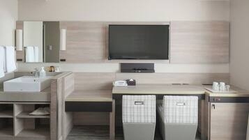 Desk, blackout drapes, iron/ironing board, free WiFi