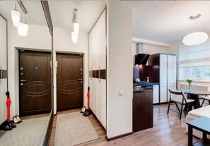 Apartment, 1 Bedroom (Utepova 21a, 83-01041) | Desk, free WiFi