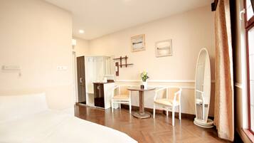 Comfort-huone | Työpöytä, silitysrauta/-lauta, ilmaiset vauvansängyt, ilmainen Wi-Fi