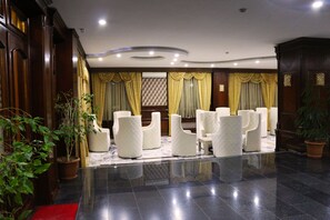 Lobby - Baku İnn Hotel (Baku)
