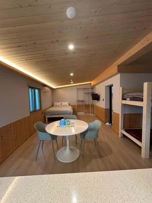 1 habitación, ropa de cama de alta calidad y sistema de insonorización