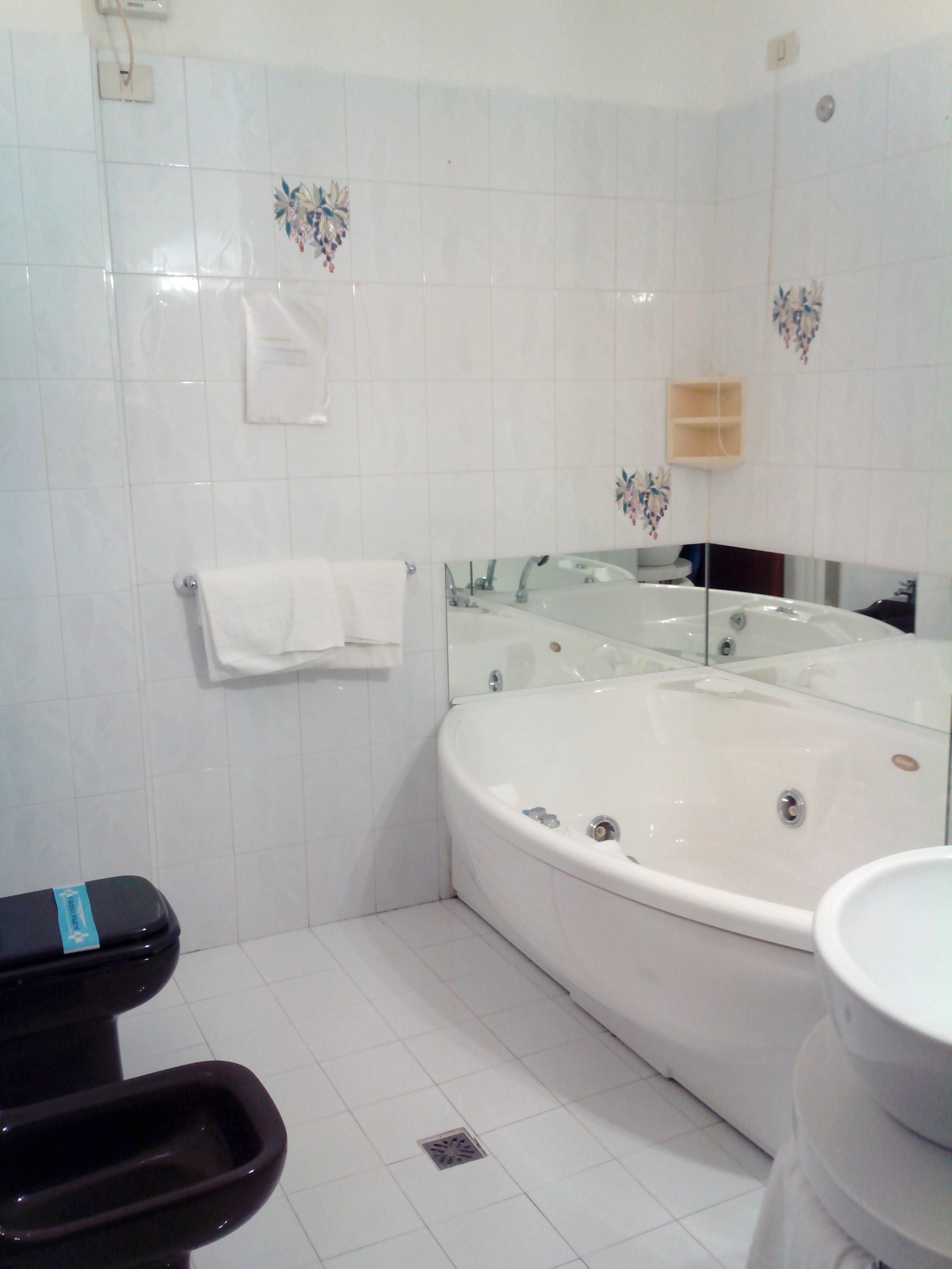 Economy Double Room | Jetted tub