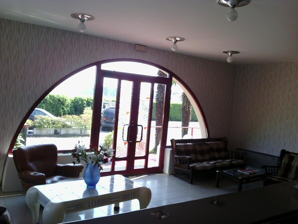 22-inch flat-screen TV with digital channels, TV