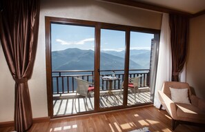 Double Room with Lake View | Balcony - Sera Lake Resort Hotel Spa & Aparts (Akçaabat)