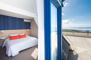 Comfort Room | In-room safe, desk, laptop workspace, soundproofing - Hôtel Restaurant Breiz Armor (Pouldreuzic)