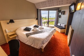 Premium Double Room | In-room safe, desk, laptop workspace, soundproofing - Hôtel Restaurant Breiz Armor (Pouldreuzic)