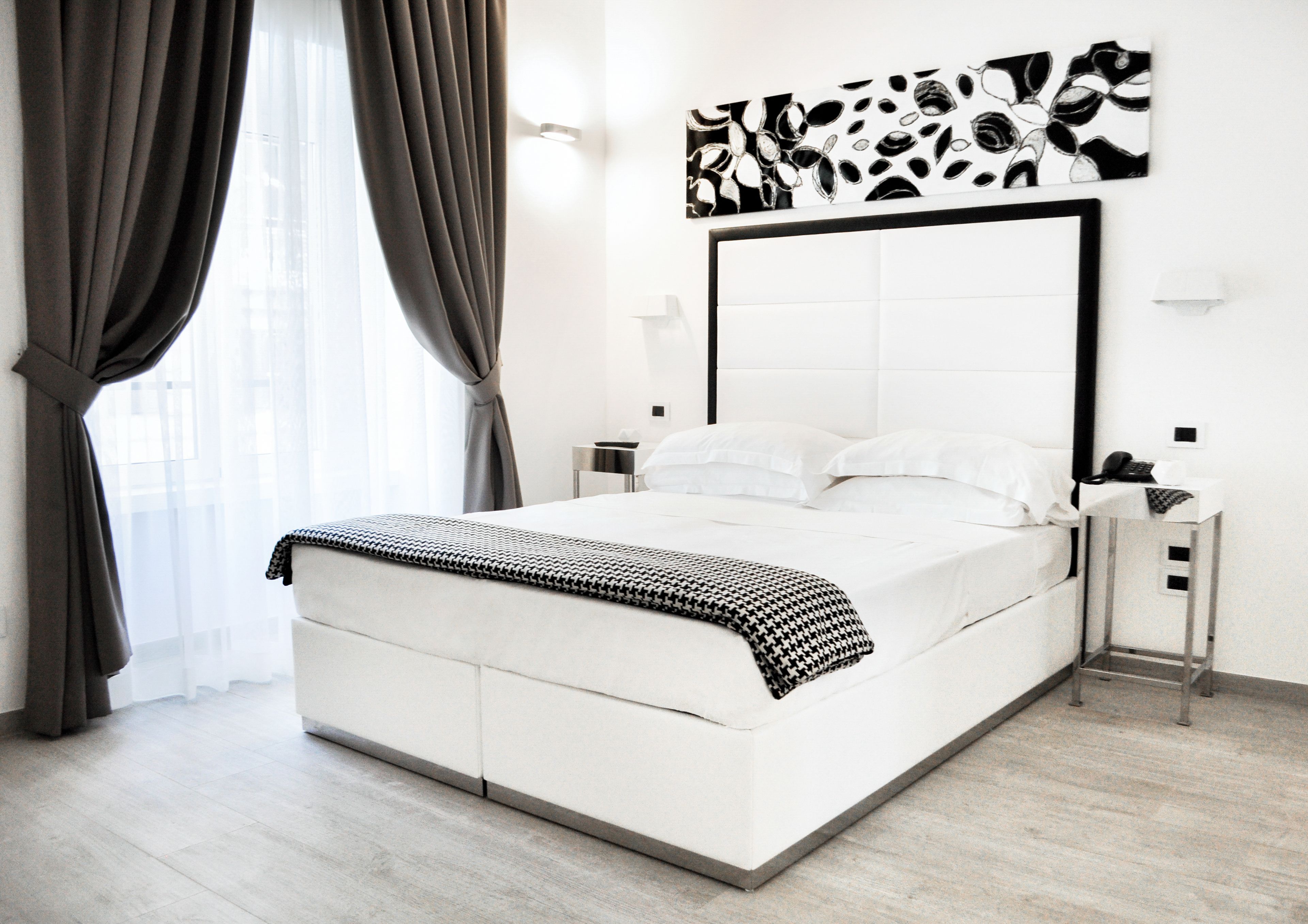 Apartamento clássico | 1 quarto, cofres nos quartos, escrivaninha