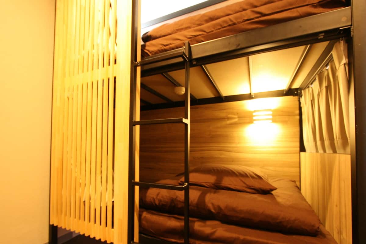 20 chambres, couette en duvet d'oie