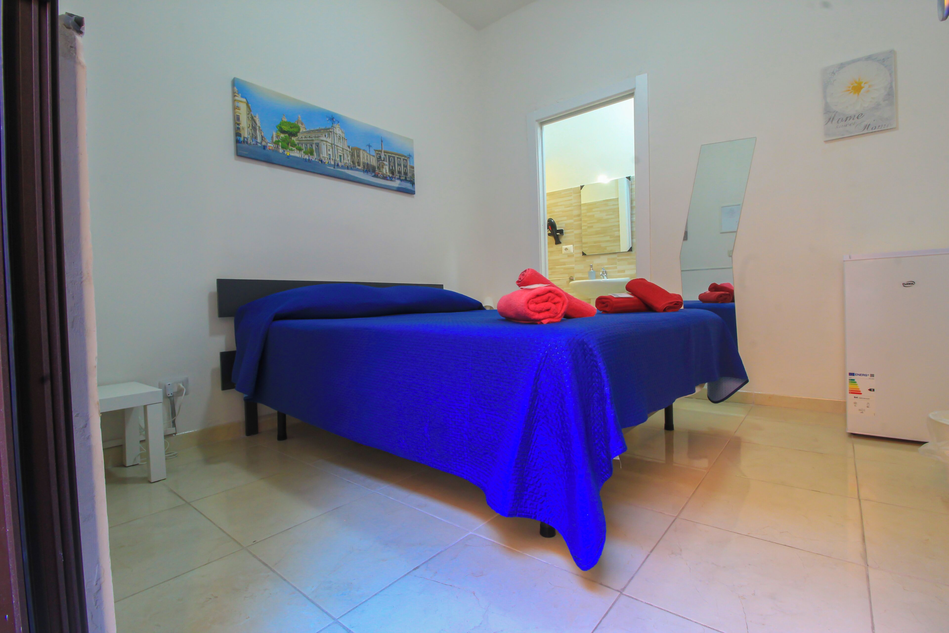 Double Room, 1 Bedroom, Private Bathroom | Desk, free WiFi