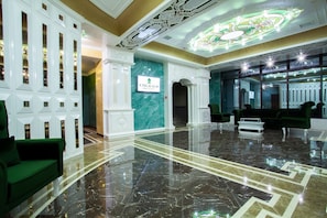 Reception hall - Emerald Hotel (Baku)