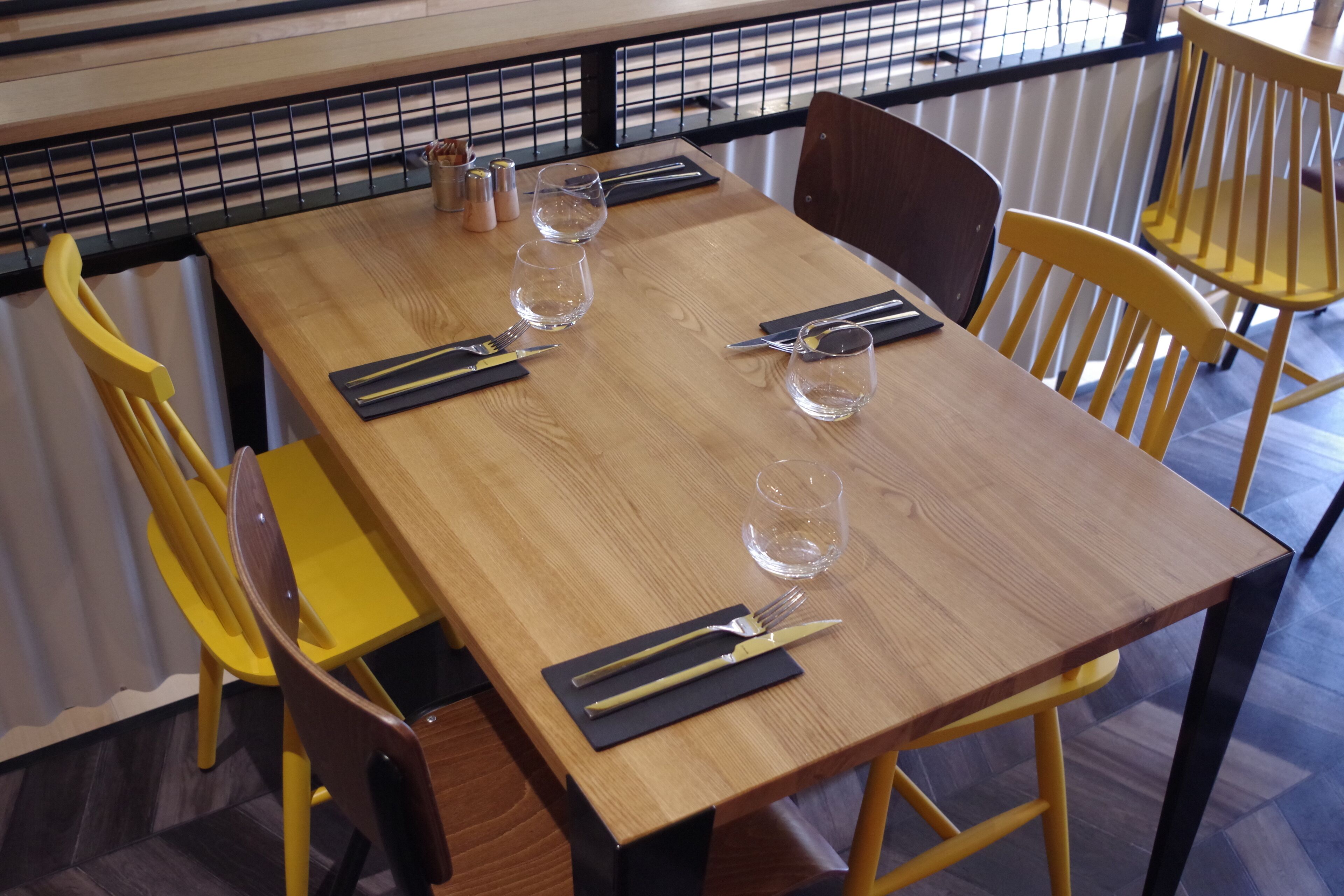 lunch and dinner served, regional cuisine