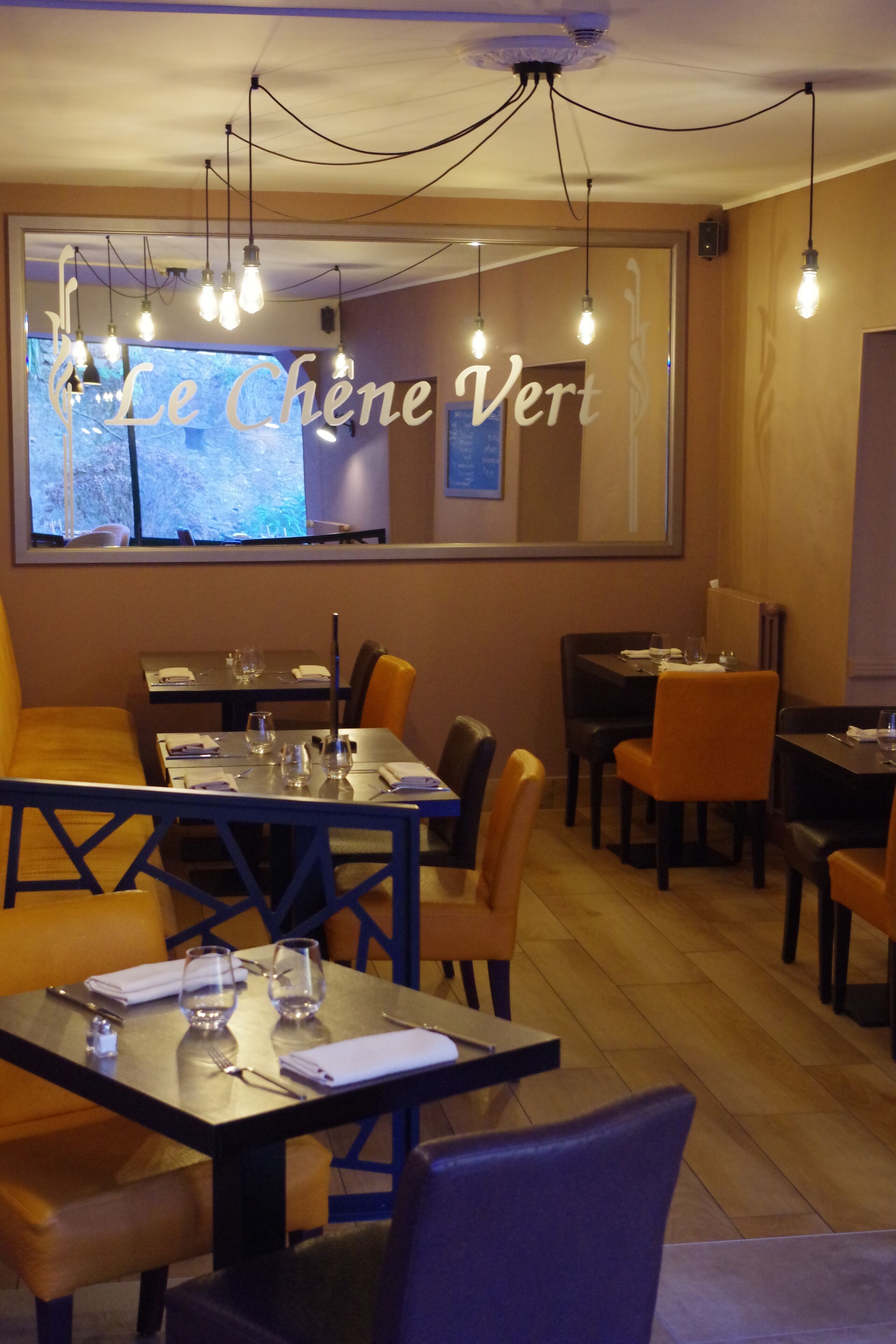 lunch and dinner served, regional cuisine