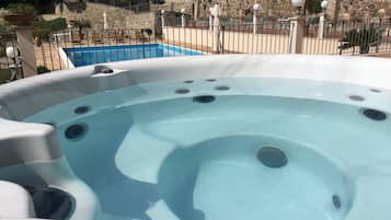 Bubbelpool utomhus