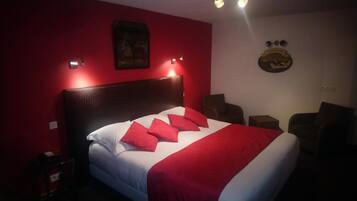 Individually decorated, individually furnished, desk, soundproofing