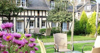 Logis Hôtel de la Croix d'Or