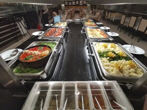 Breakfast, lunch and dinner served  - Sarikamis White Park Hotel (Sarikamis)