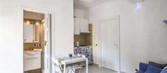 Central House Monica