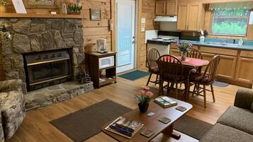 Cabin #2 | Living area | Fireplace
