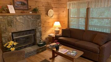 Kabin | Ruang keluarga | Perapian
