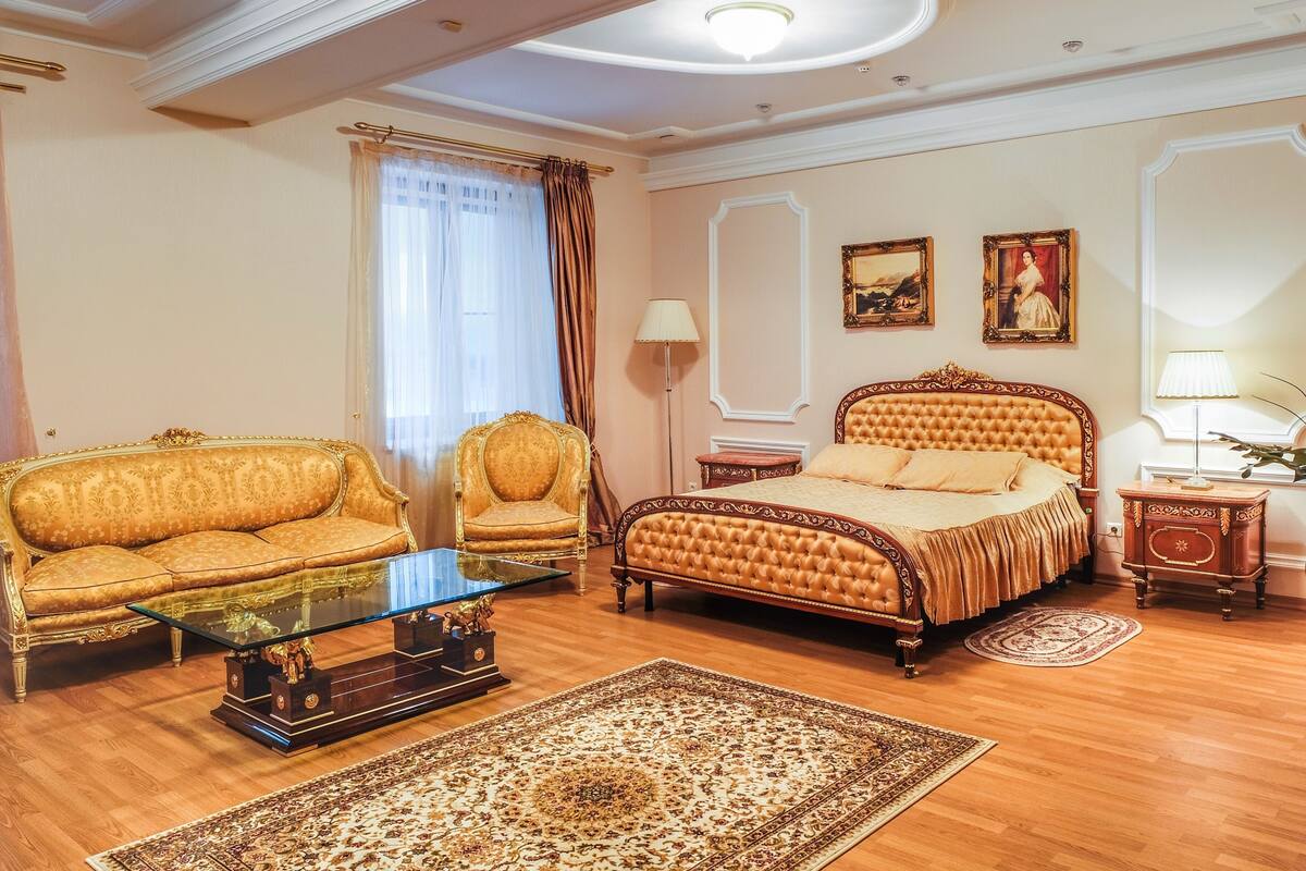 Suite Premier | Minibar, escritorio, wifi gratis y ropa de cama